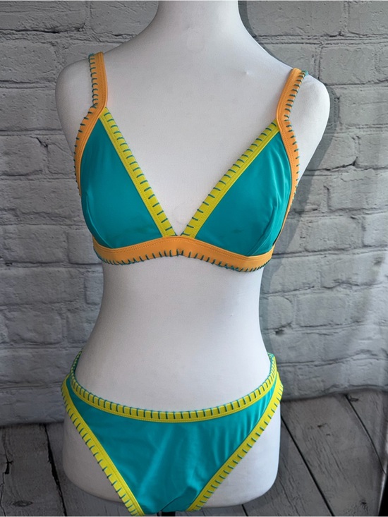 Cupshe Other - Cupshe Take Me To Tulum Colorblock Triangle Top & Cheeky Bikini Set